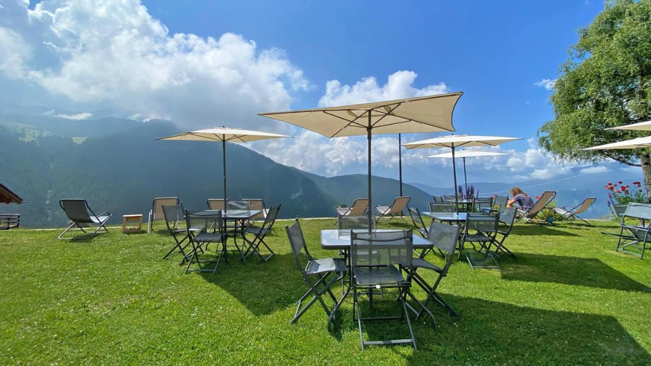 Locanda Ristorante Bar Del Lago Chamois Ngoại thất bức ảnh