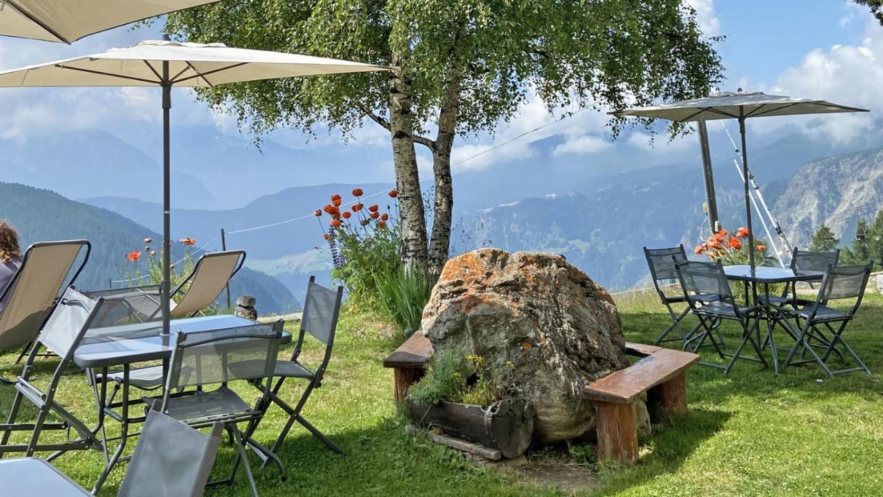 Locanda Ristorante Bar Del Lago Chamois Ngoại thất bức ảnh