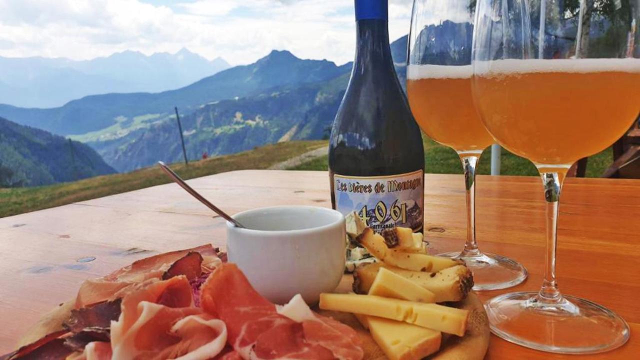 Locanda Ristorante Bar Del Lago Chamois Ngoại thất bức ảnh